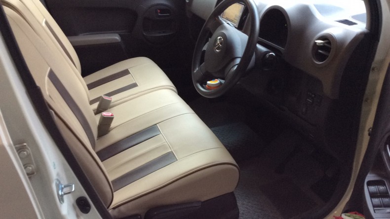 内装前方シート