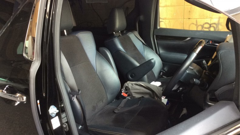 内装前方シート