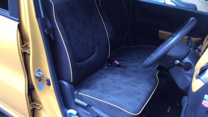 内装前方シート