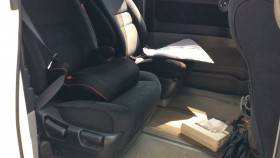 内装後方シート