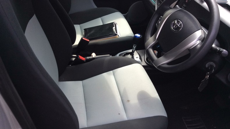 内装前方シート