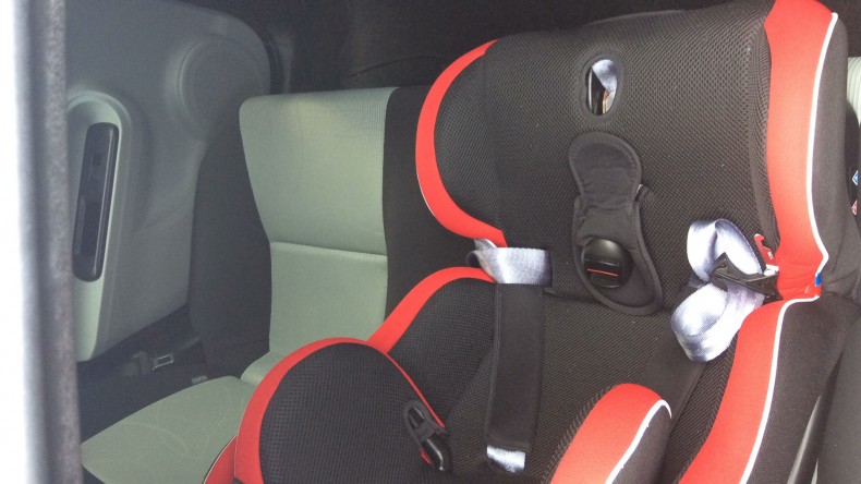 内装後方シート