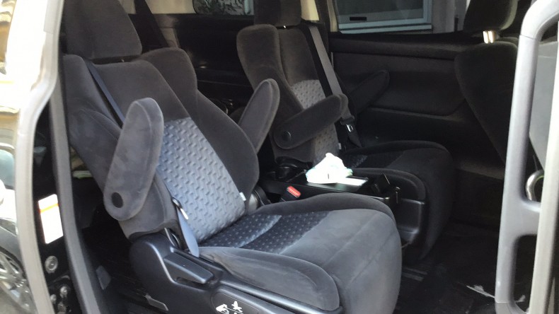 内装後方シート