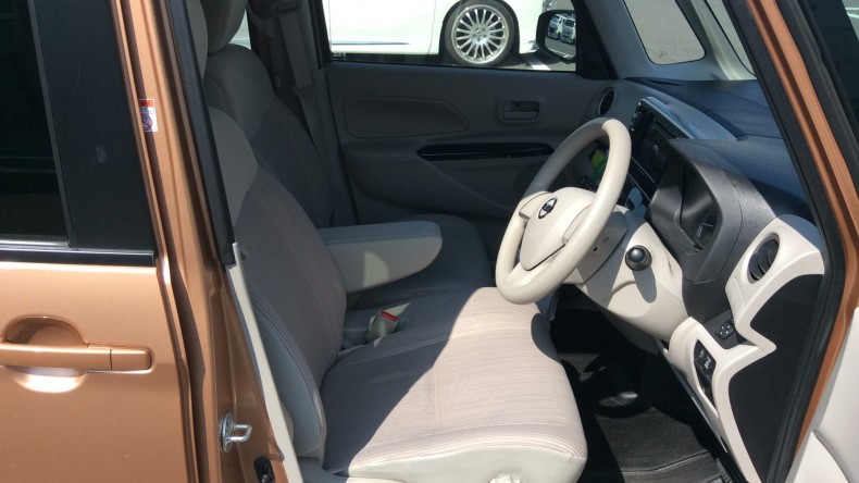 内装前方シート