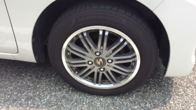 タイヤホイール前