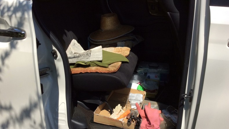 内装後方シート