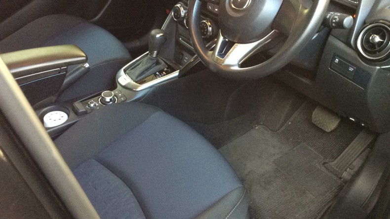 内装前方シート