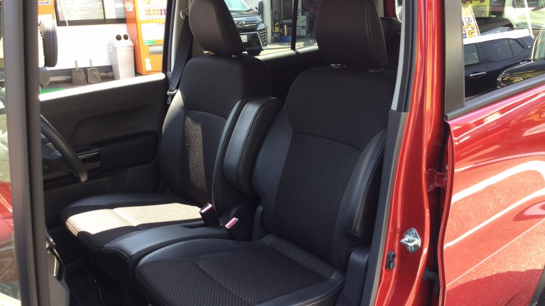 内装前方シート