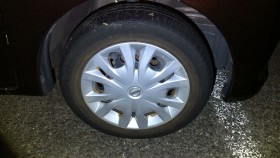 タイヤホイール前