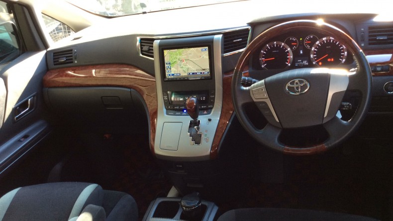 内装インパネ全体