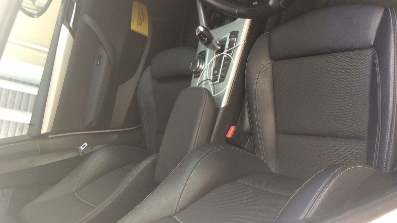 内装前方シート