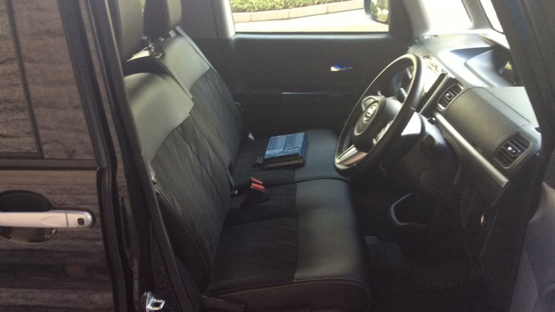 内装前方シート