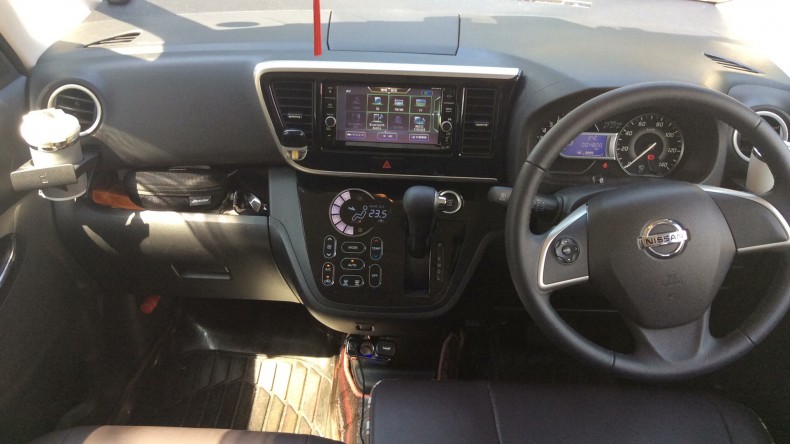 内装インパネ全体