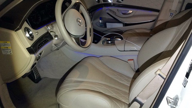 内装前方シート