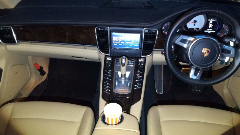 内装インパネ全体