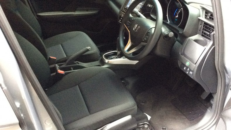 内装前方シート