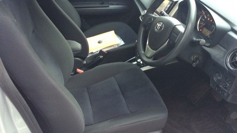 内装前方シート