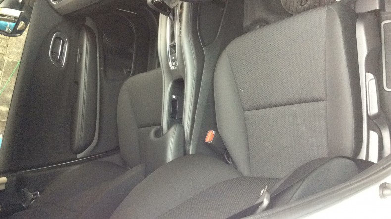 内装前方シート