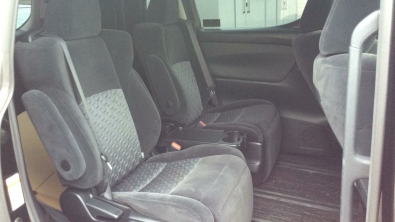 内装後方シート