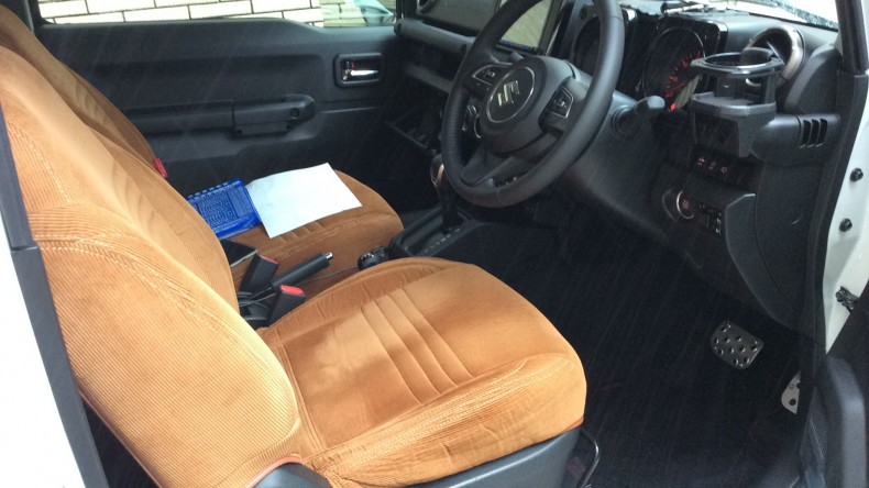 内装前方シート