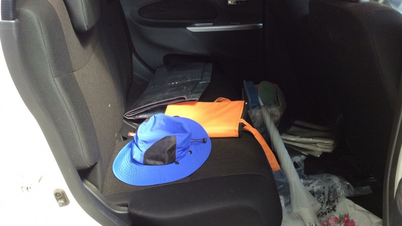 内装後方シート