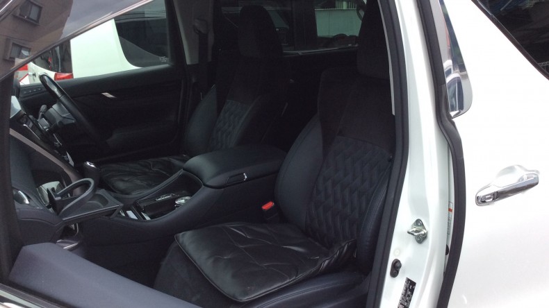 内装前方シート