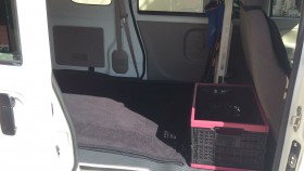 内装後方シート