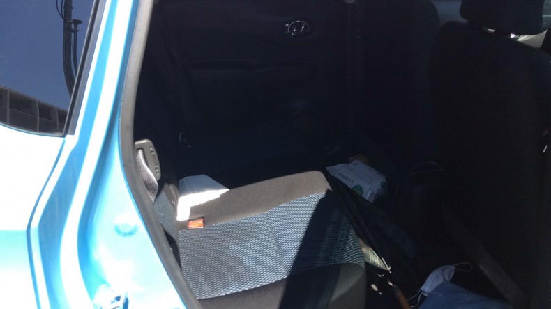 内装後方シート