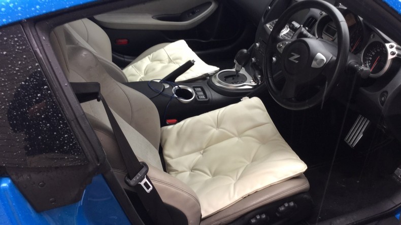 内装前方シート