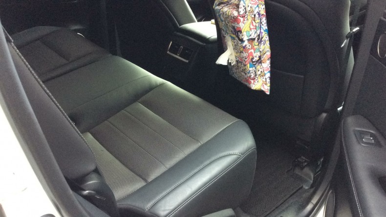 内装後方シート