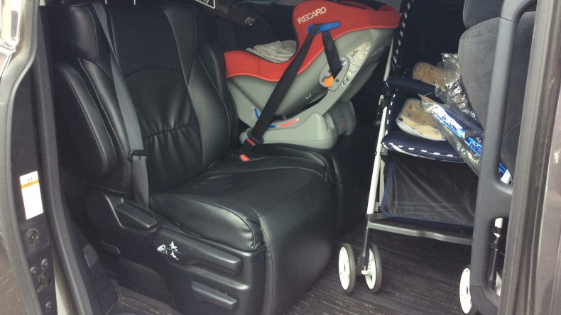 内装後方シート