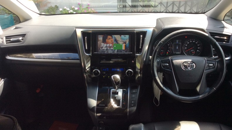 内装インパネ全体