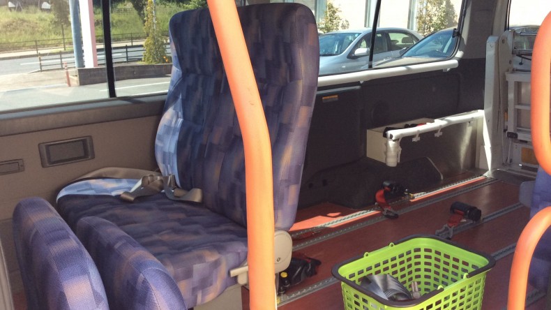 内装後方シート