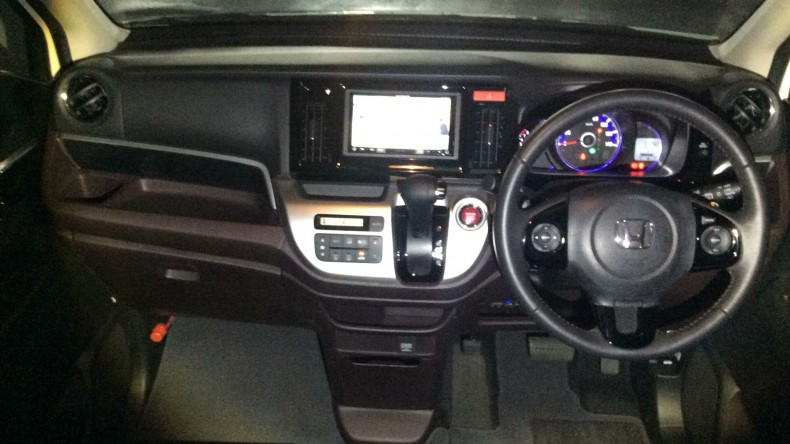 内装インパネ全体