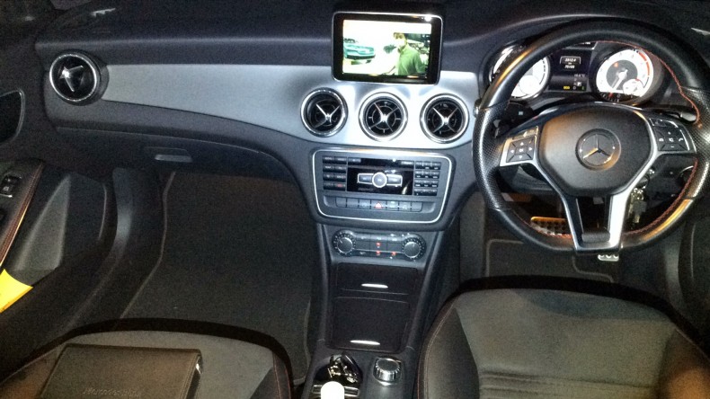 内装インパネ全体