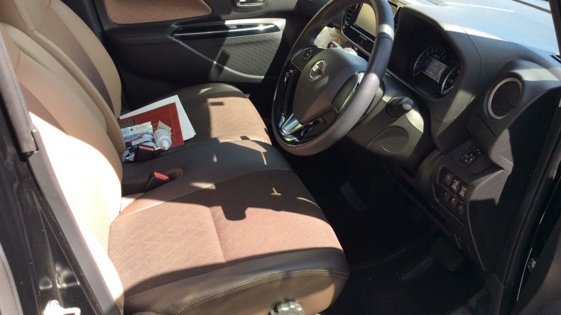 内装前方シート