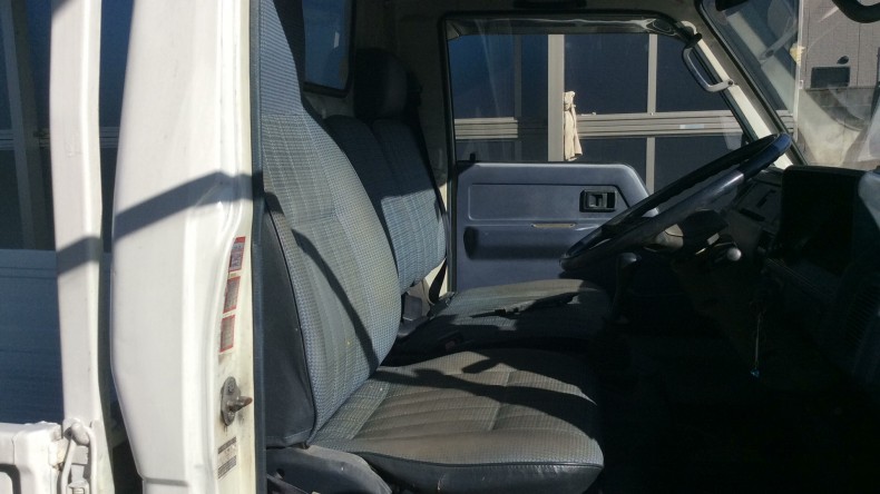 内装前方シート