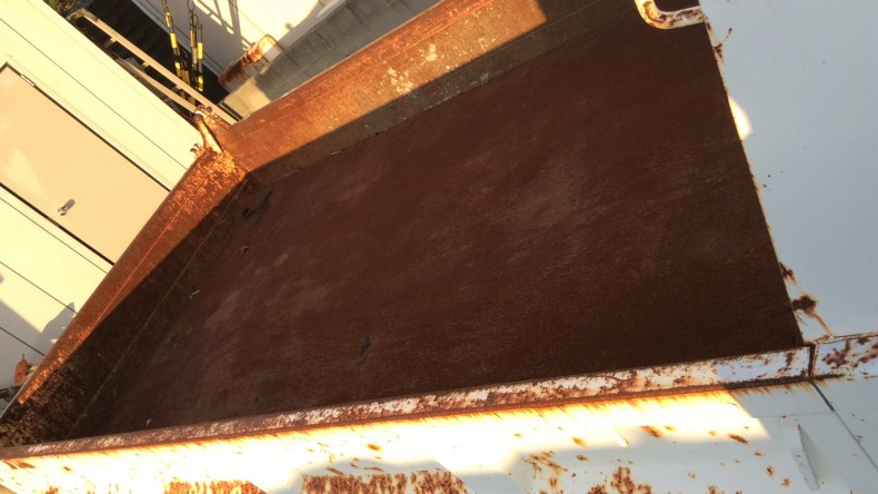 内装後方シート