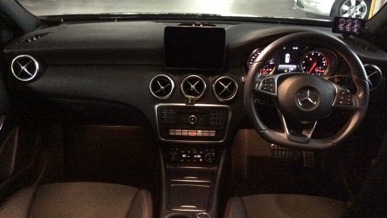 内装インパネ全体