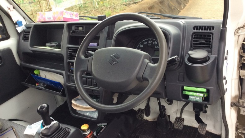 内装インパネ全体