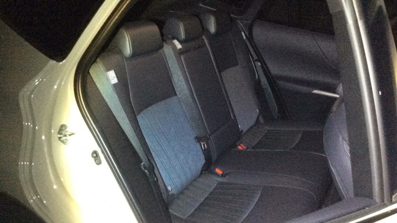 内装後方シート