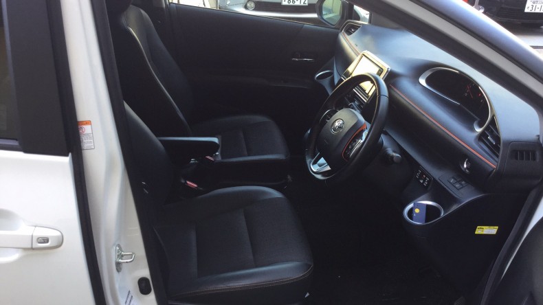 内装前方シート