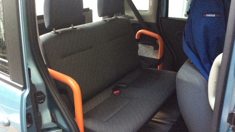 内装後方シート