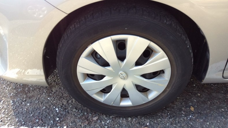 タイヤホイール前