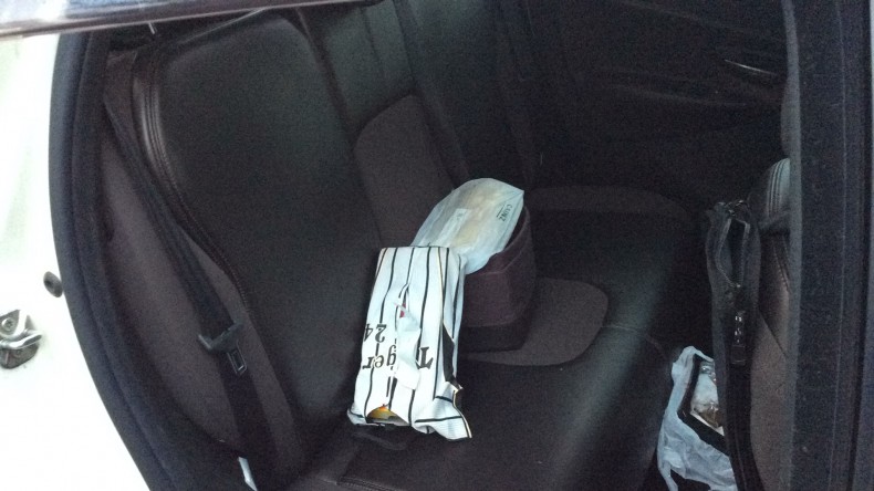内装後方シート