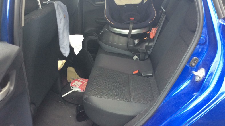 内装後方シート