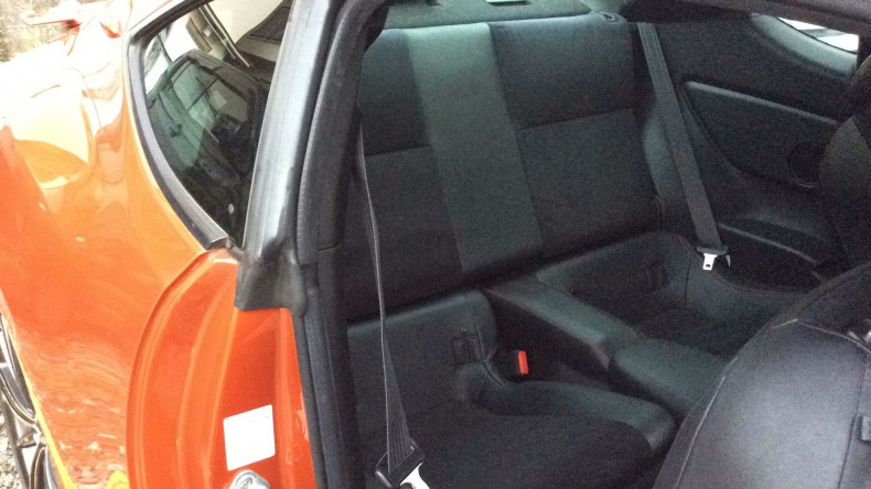 内装後方シート