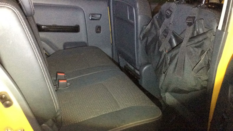 内装後方シート