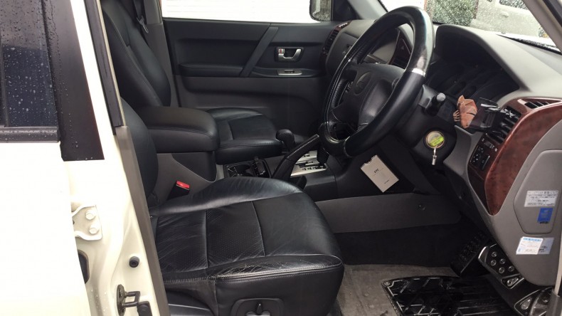 内装前方シート