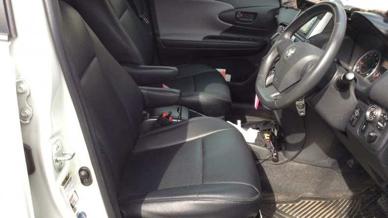 内装前方シート